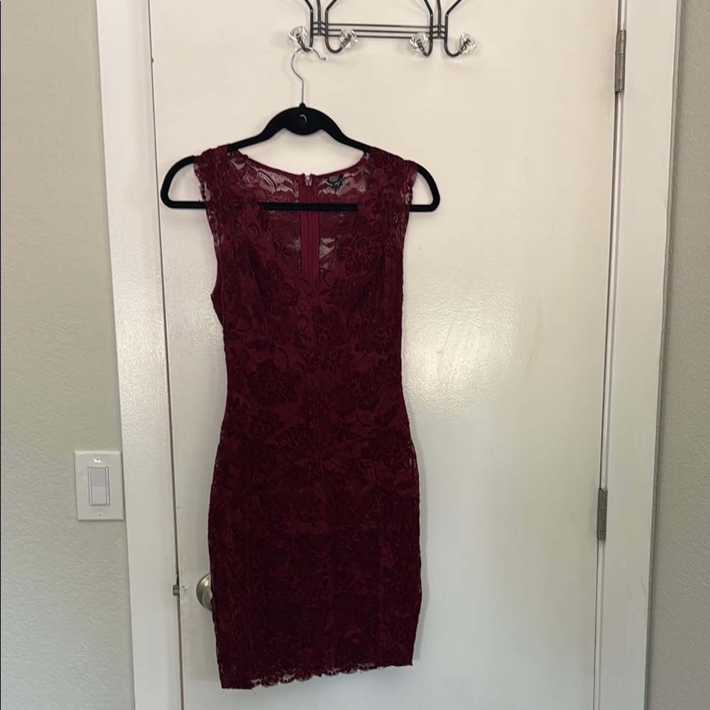 Guess Red Sleeveless Sheath Mini Dress